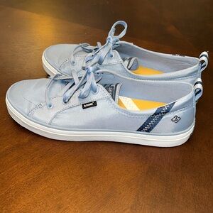 Sperry Crest vibe bionic baby blue sneaker shoes. Preppy Size 9